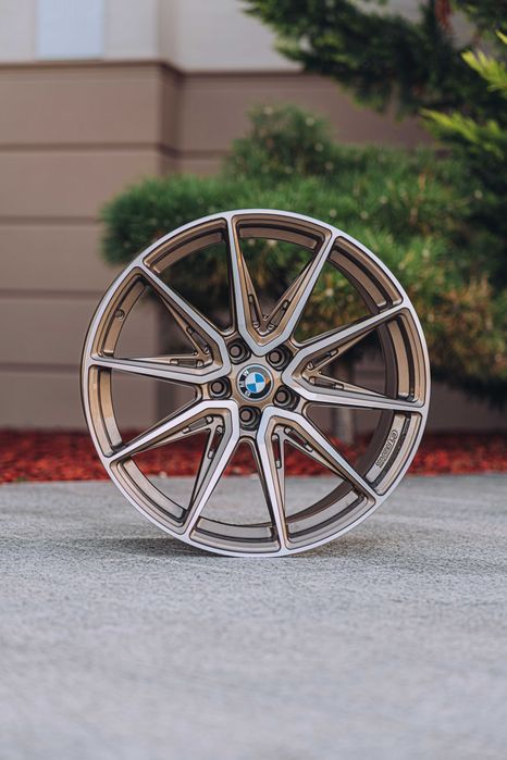Jante Roti BMW R20 5x112 Bronze Polish Seria 3 Seria 4 Seria 5 Seria 6 Seria 7 X3 X4 X5 X6 XM G20 G21 G30 G31 G60 G70 G14 G15 G16 G11 G12 Aliaj Nou