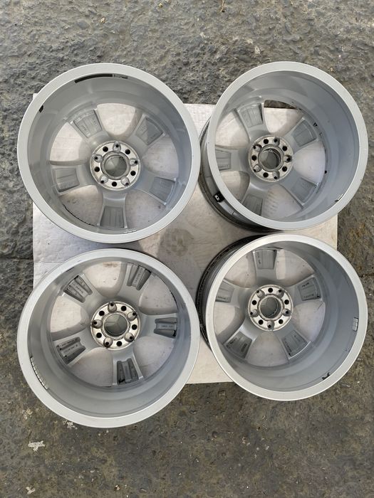 Jante Mercedes 17 E Class W213 W212 Vito Viano V Class