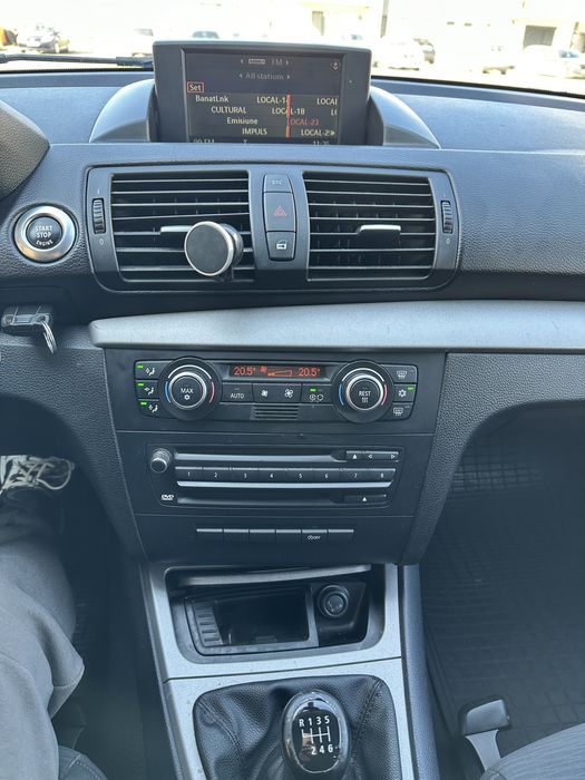 BMW Seria 1 E87 118d 2007