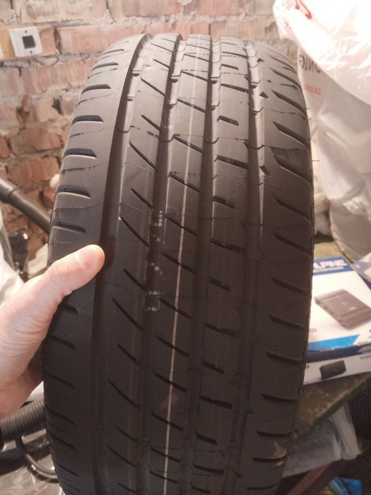 Продам новые шины Lassa