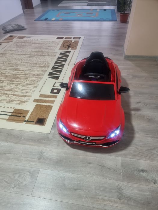 Masinuta mercedes copii