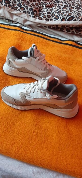 Adidasi gant originali marime 40 26,5 cm barbati piele