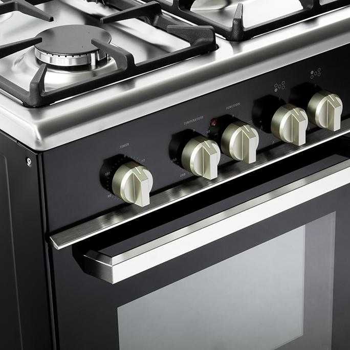 Полупрофесионална готварска печка на газ и ток - KENWOOD - 90 см.