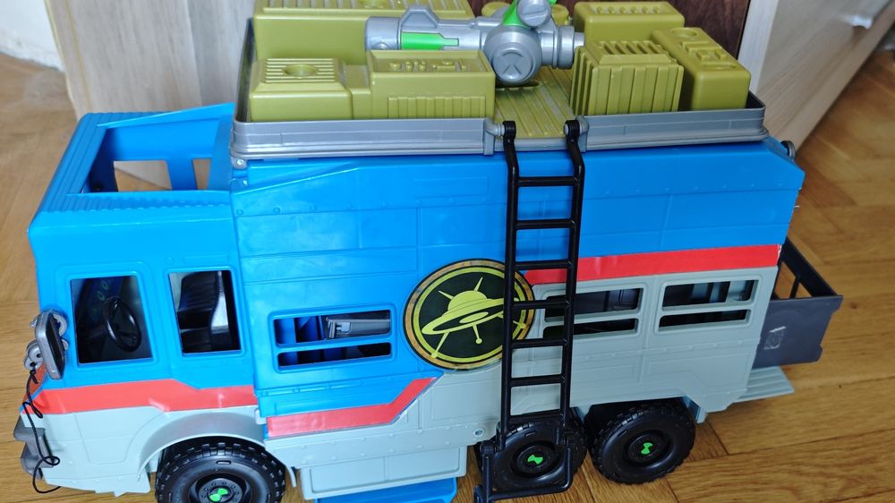 Каравана на Ben 10