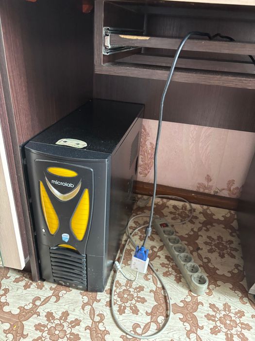 Продаю,компьютер