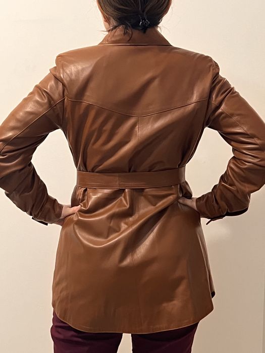 Женская кожаная куртка