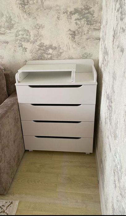 Продам детский пелинальный Комод!