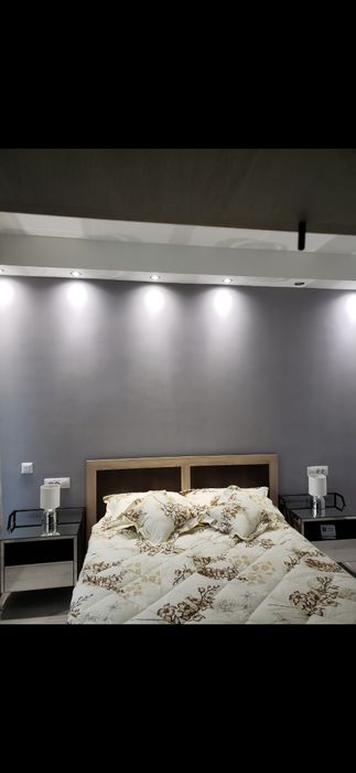 Apartament 2 camere  terasa mare( 30mp )și gara(boxa )