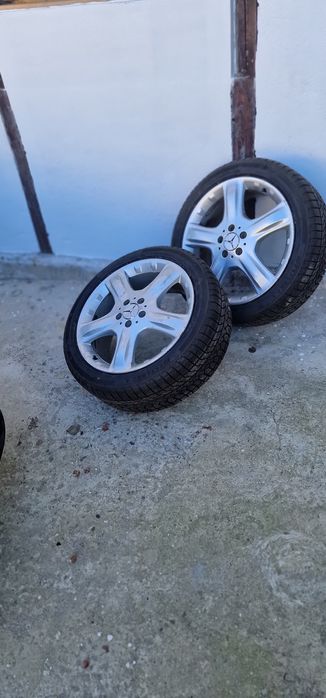 Джанти с чисто нови зимни гуми 19"  Мерцедес