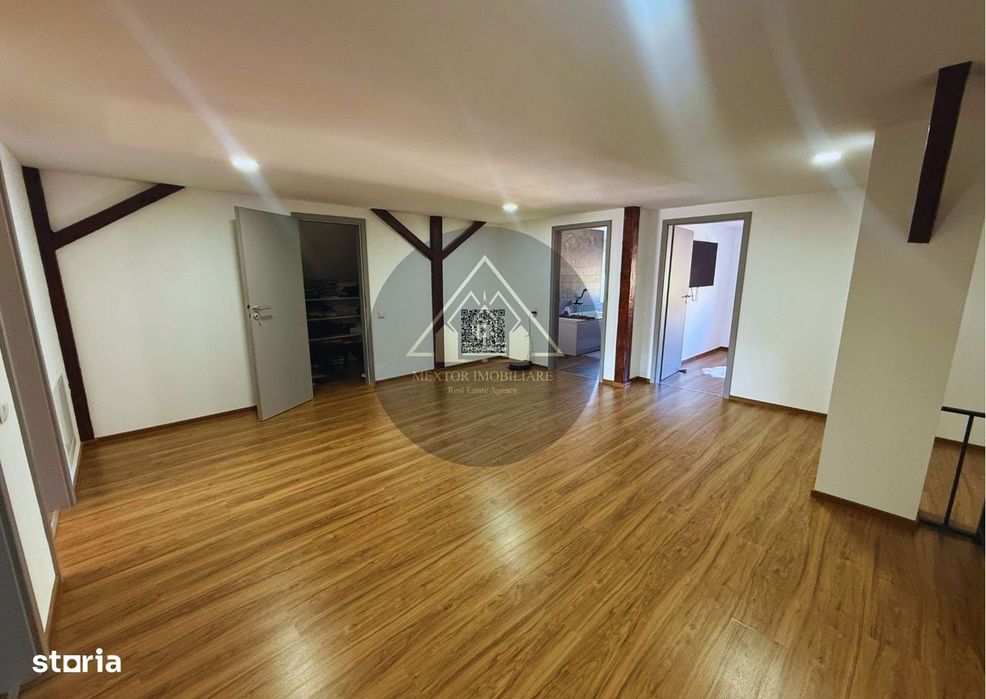 Casa de 4 camere, de vanzare