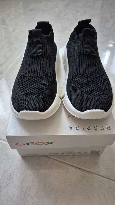 Детски сникърси Geox чисто нови