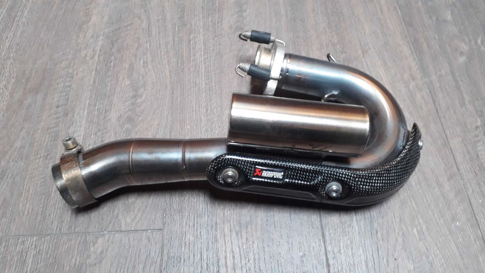 Генерация Akrapovic за Yamaha WR450