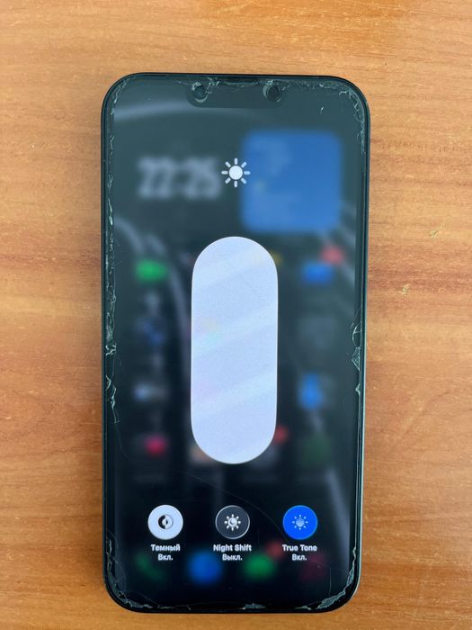 Продам айфон 13 хорошом состояние