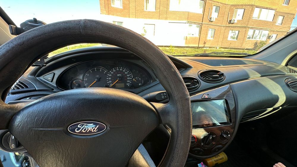 Ford   Focus   1