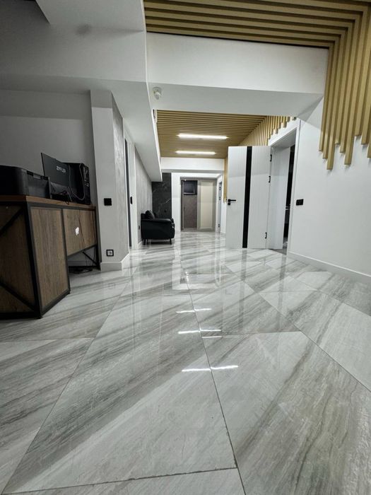 Юнусабад | Ц-4 - Сдается в аренду цокольное помещение 216м2