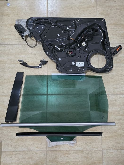 Portiera/usa Passat B7 stanga spate