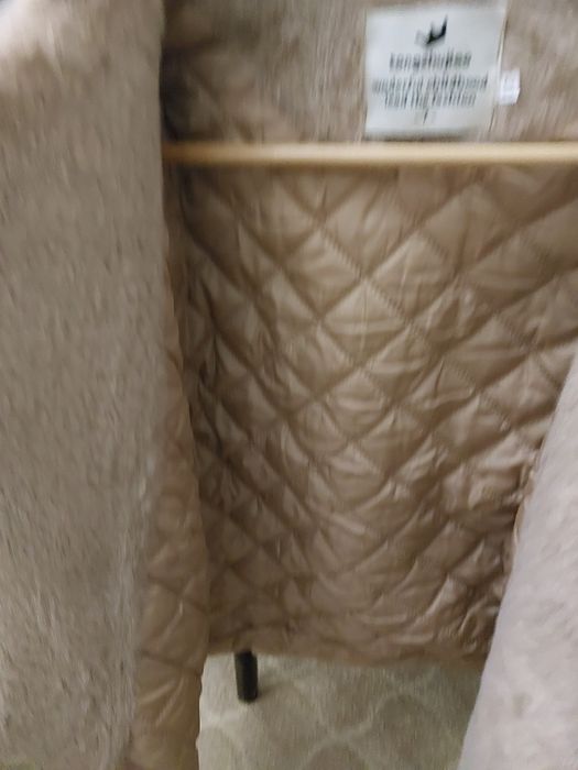 Куртка девочковая на 7-8 лет