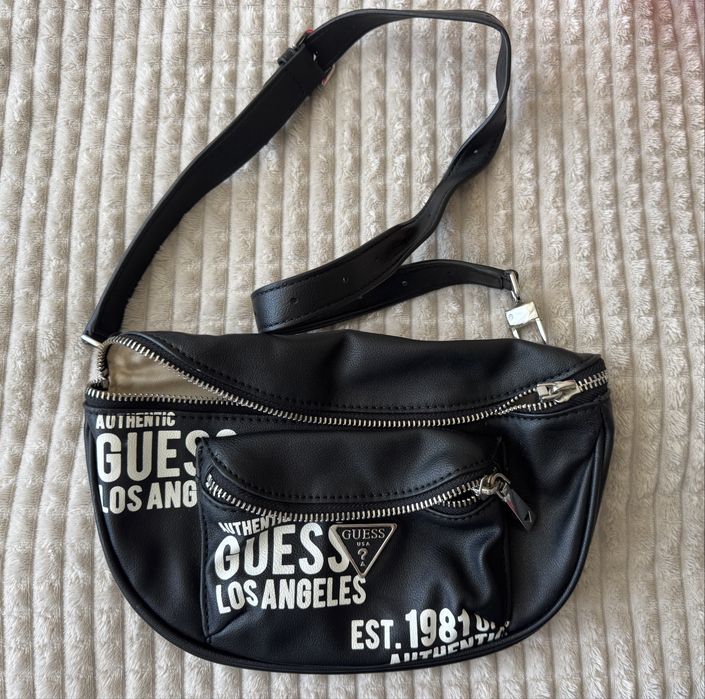 Кожена чанта Guess