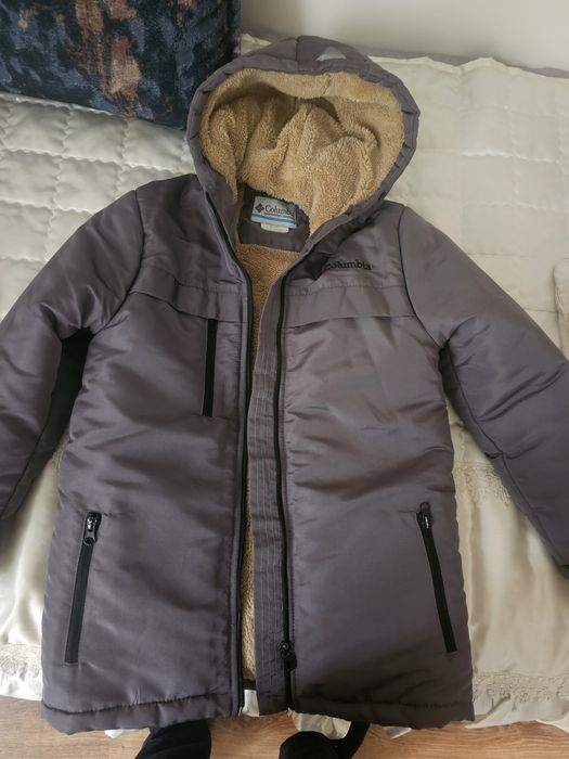 Детские куртки,обувь,одежда