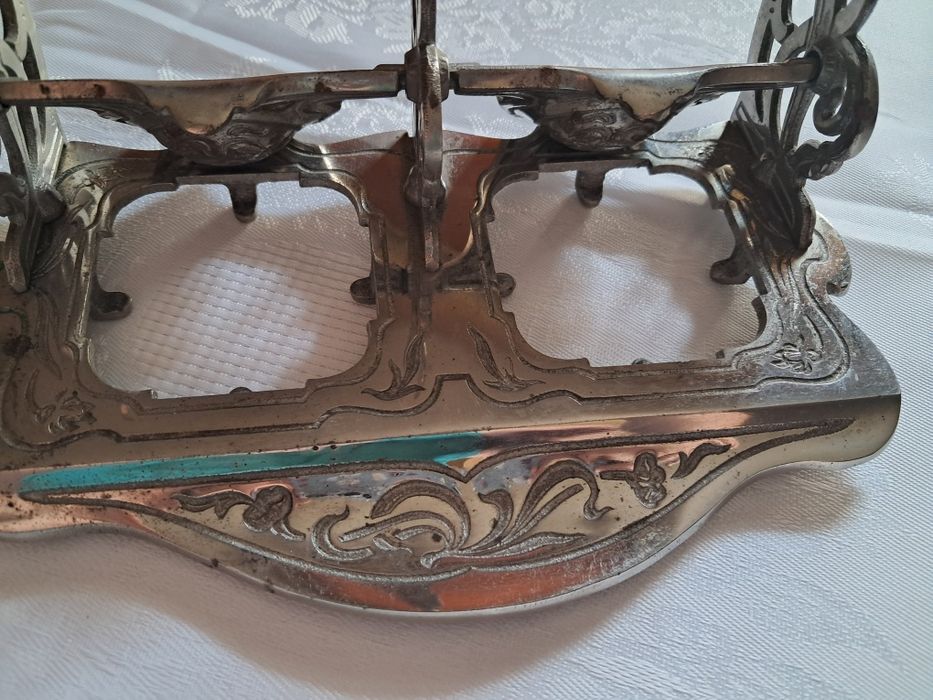 Комплект за писалищна маса.