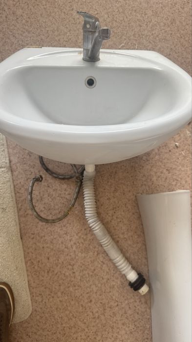 Продам раковину в отличном состояний