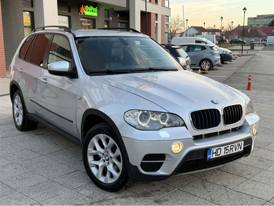 Vând schimb BMW x5 - 2013 facelift 3.0d 245 cp