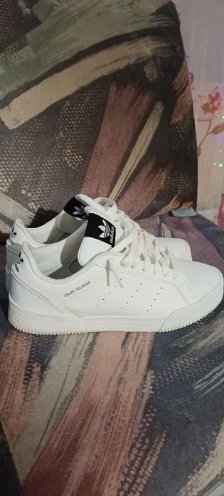 Маратонки adidas