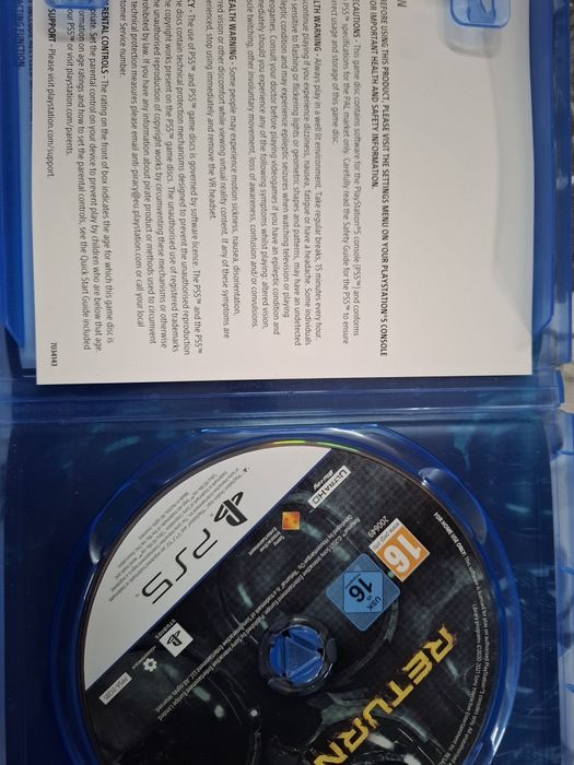 Продавам returnal за ps5