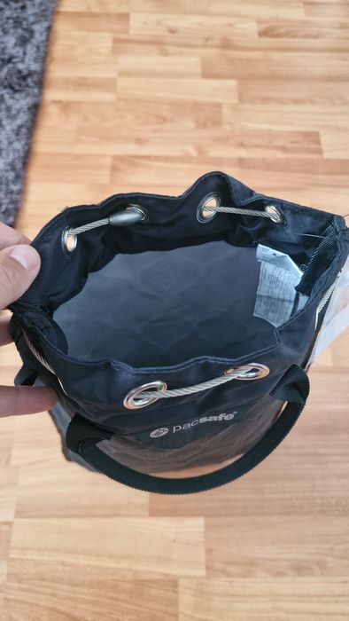 Seif portabil Pacsafe Travel Safe 5l Gii travelsafe vacanta mare bani