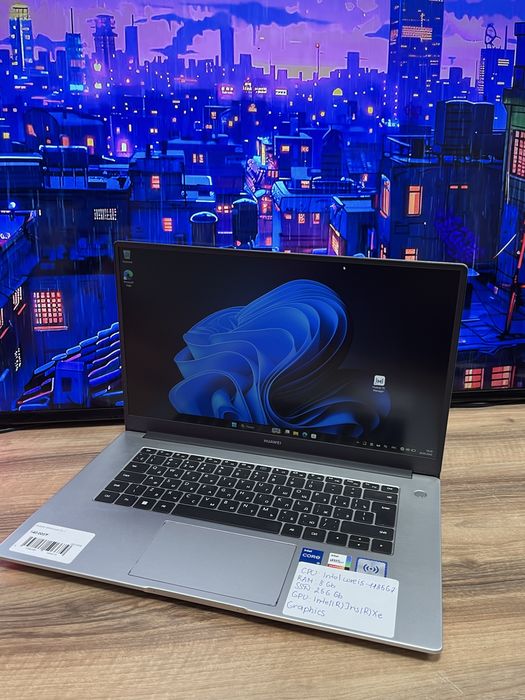 Ноутбук Huawei Matebook i5-11 в хорошем состояний