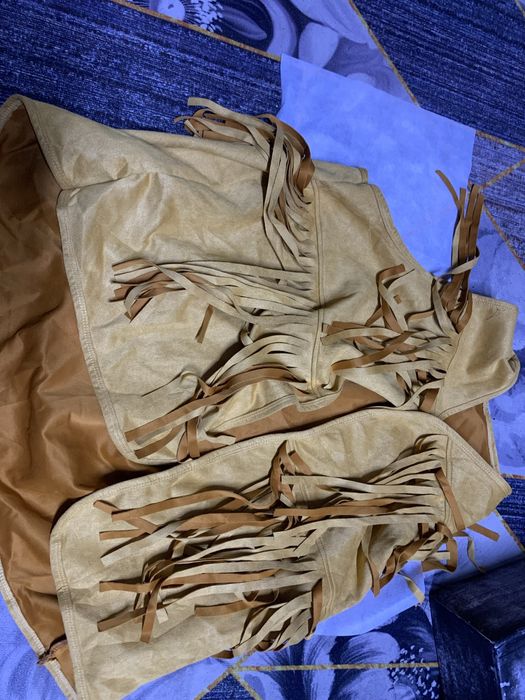 Продам ковбойский костюм