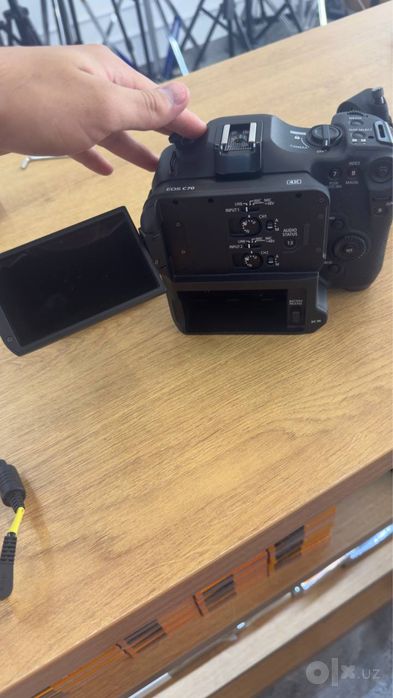 Canon EOS C70 body cinema
