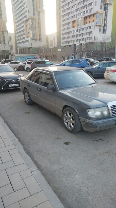 Разбор мерседес 124 обьем 2.3 по запчастям