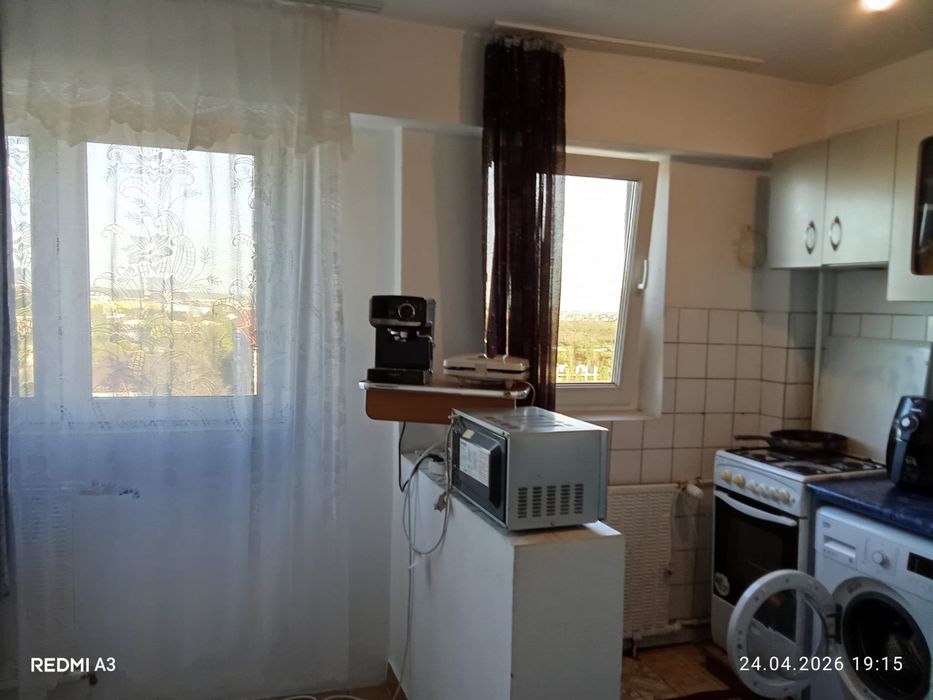 Inchiriez garsoniera zona Valea Rosie