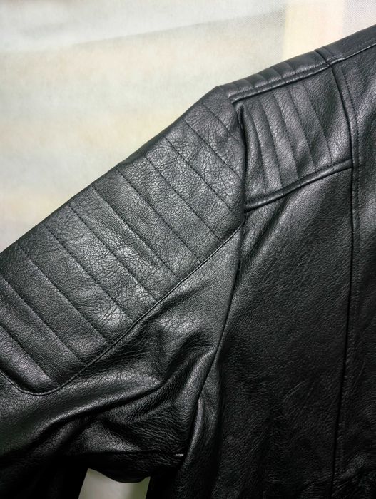 Чисто ново мъжко кожено яке