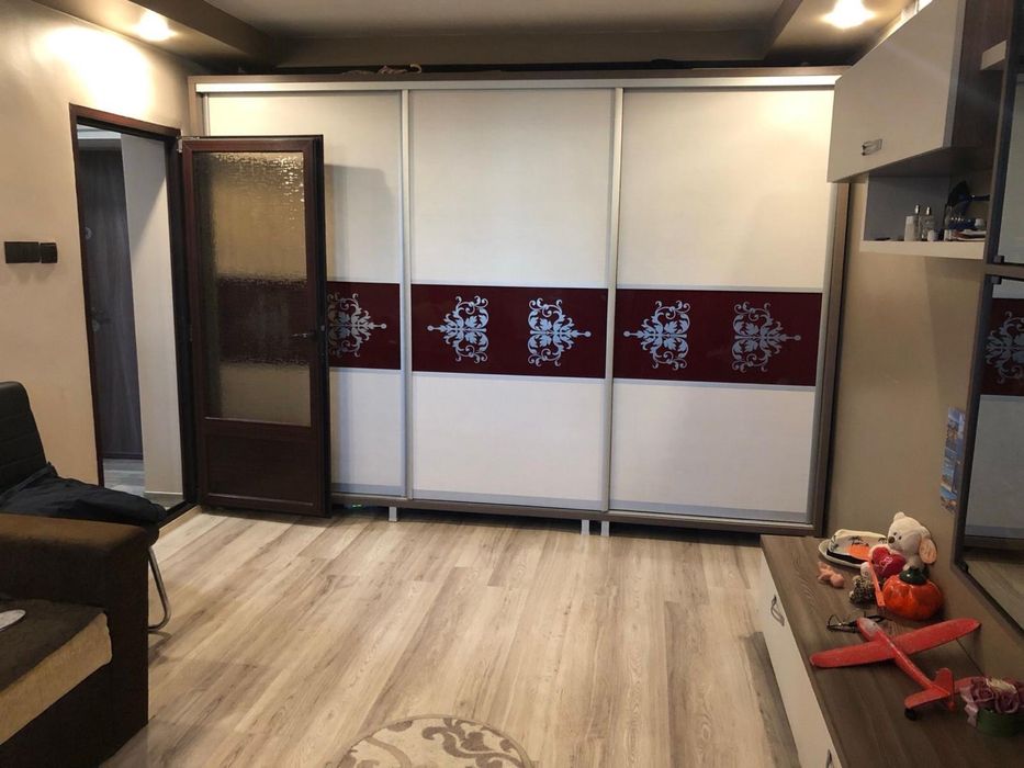 Inchiriez apartament 2 camere