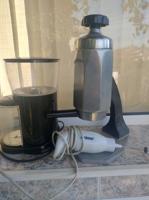 Стари кафемашини немска,съветска нова здрави,работещи ,ел.уреф за фрапе