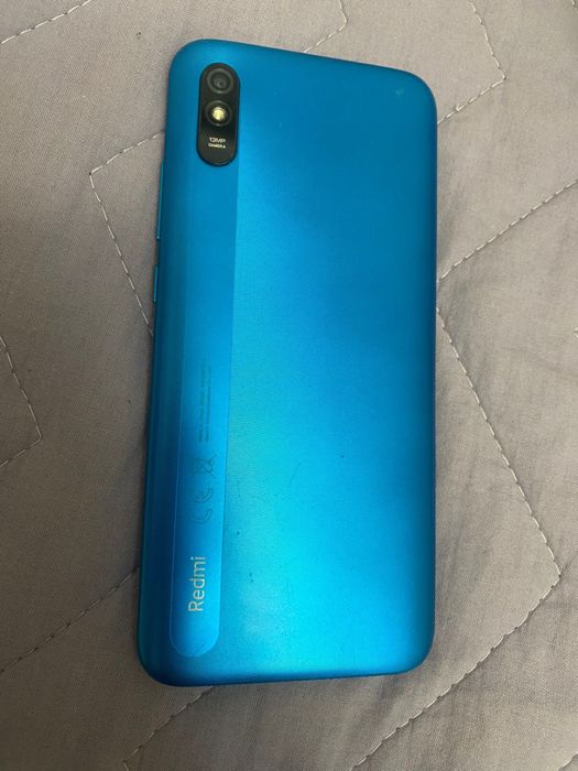 Продается мобилный телефон Xiaomi Redmi 9A в хорошем состоянии.