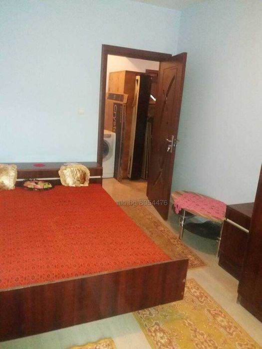 Дава се под наем Двустаен апартамент в Велико Търново, Бузлуджа - 62 кв.м за 255 € - Снимка #3