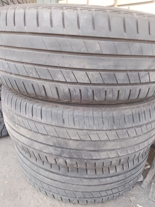 Продам шины почти новый