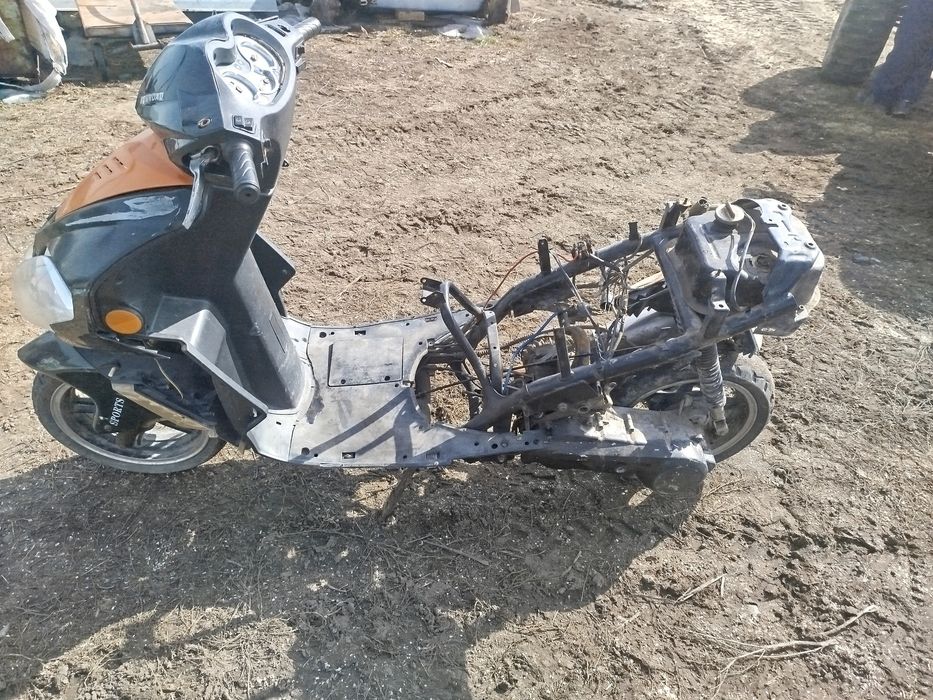 Продам скутер Peda sky r5