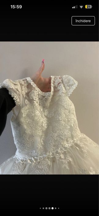 Rochita de ocazii pentru fetite cu dantela si tul