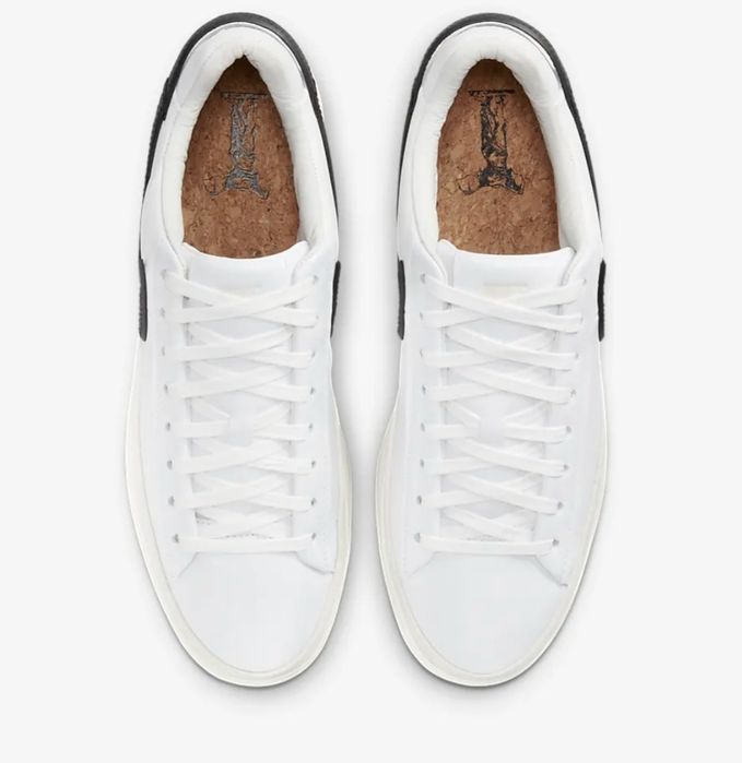 Продам кроссовки Nike оригинал