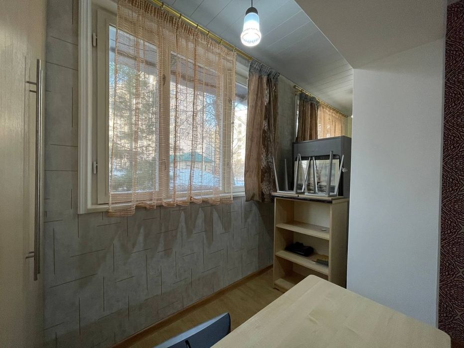 Продается 2-х комнатная квартира. Метро М. Горького. Анор Банк.