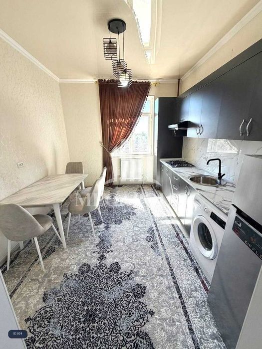 BUXORO, KRITIDA ARZON NARXDA 2 XONALI kvarira sotiladi. №934