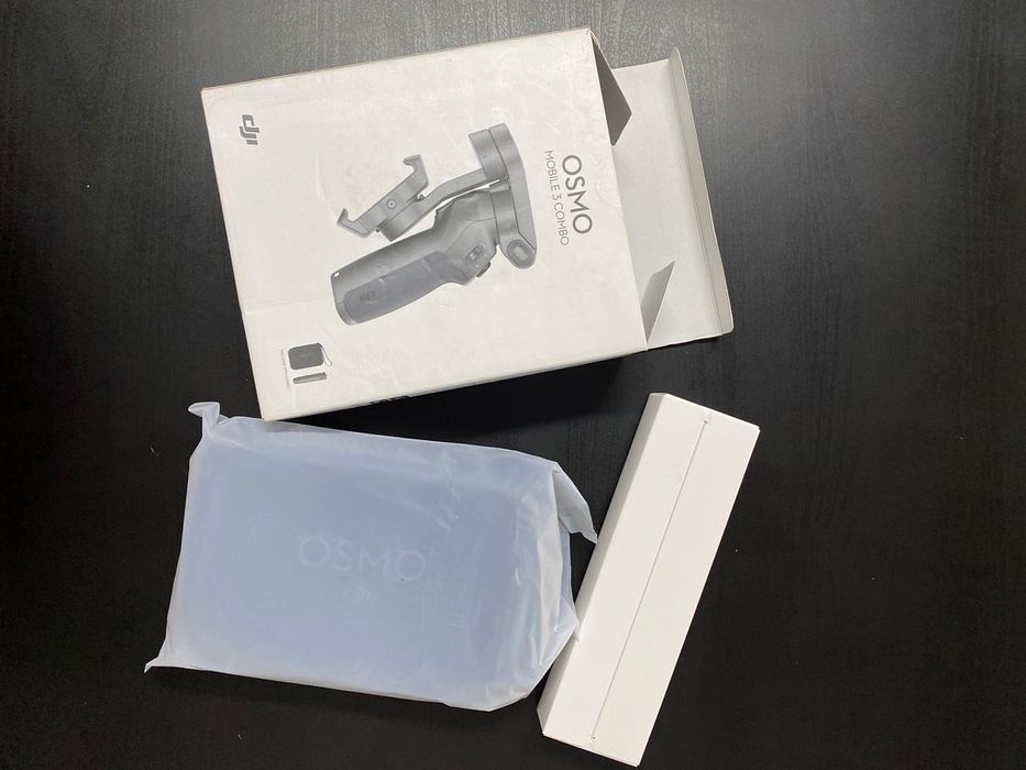 Vând Gimbal OSMO Mobile 3 Combo - NOU, nefolosit - stabilizator