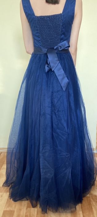 Вечерние платья