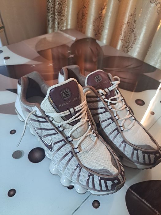 Vand Nike Shox TL