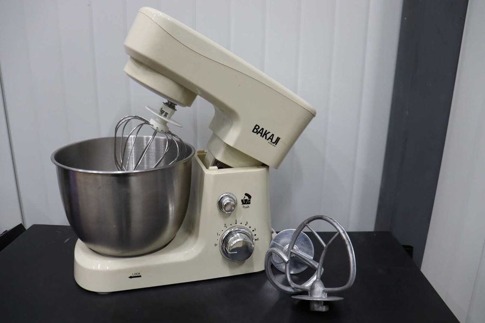 Планетарен миксер Bakaji Planetaria мощност 1000W, купа 5L,10 скорости