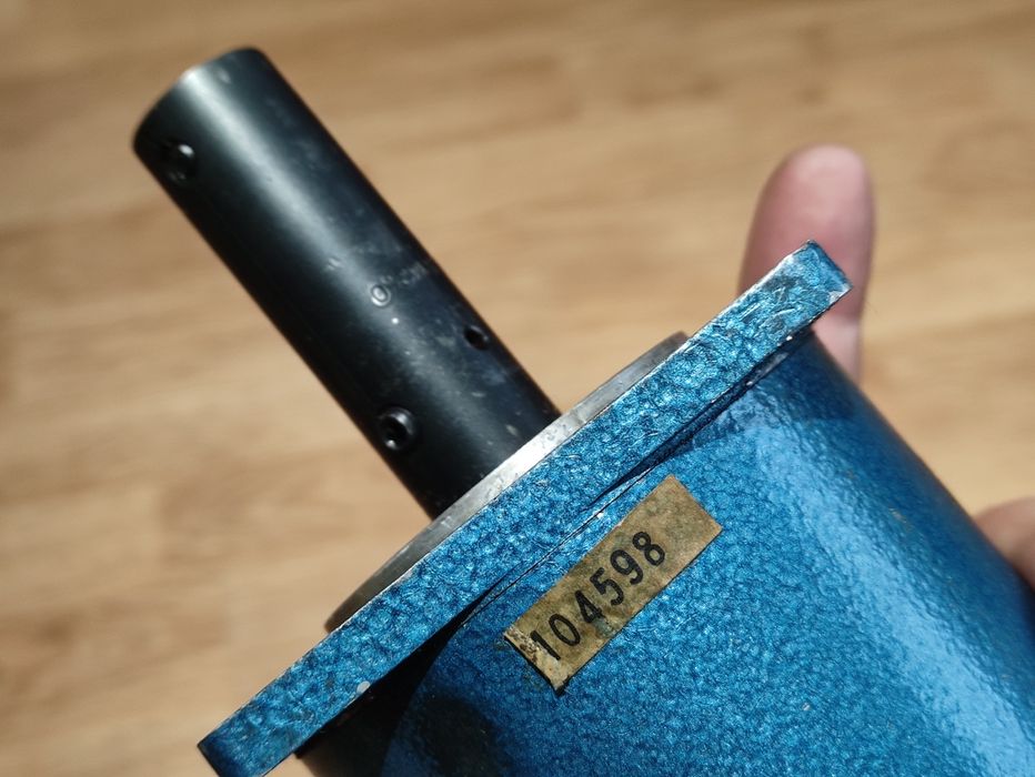 Стъпков Мотор / Електромотор 3,2 Nm / LENZE Germany